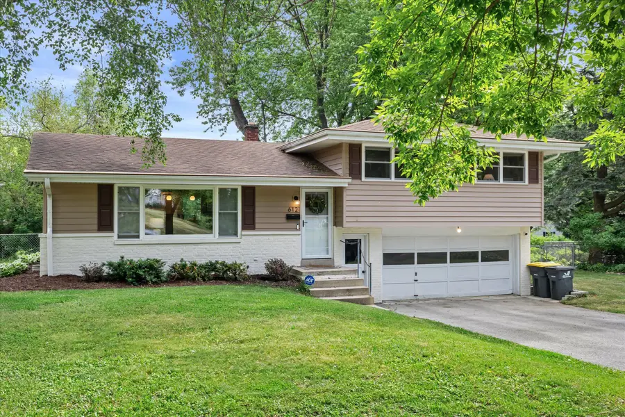 612 Lee Ct, Waukesha, WI 53186 - #3