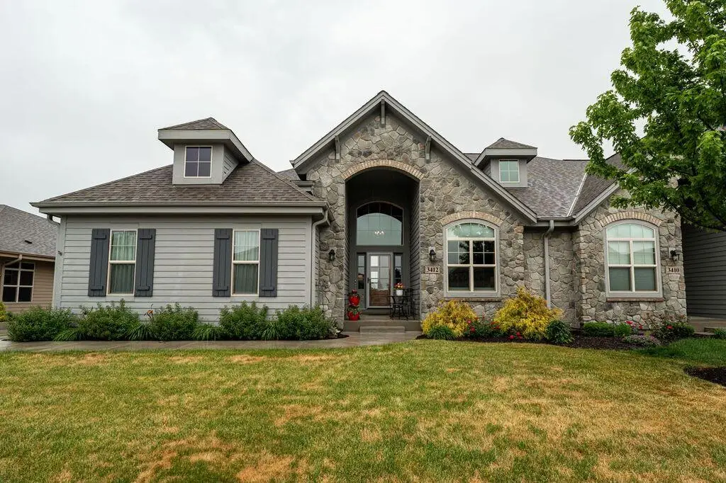 3412 Walnut Trl, Waukesha, WI 53188 - #1