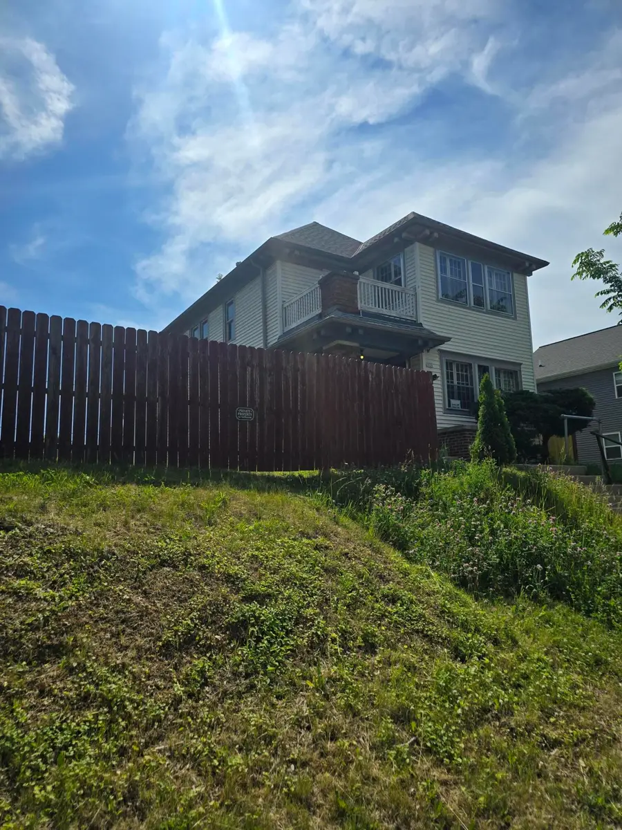 2026 N 39th St, Milwaukee, WI 53208 - #2