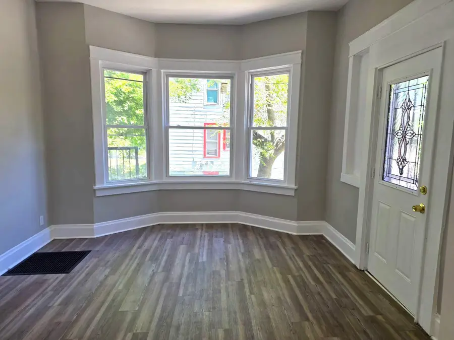 1212 W Chambers St, Milwaukee, WI 53206 - #3