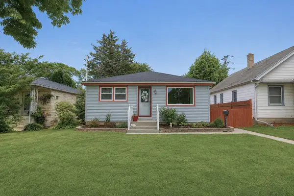 3228 S 51st St, Milwaukee, WI 53219