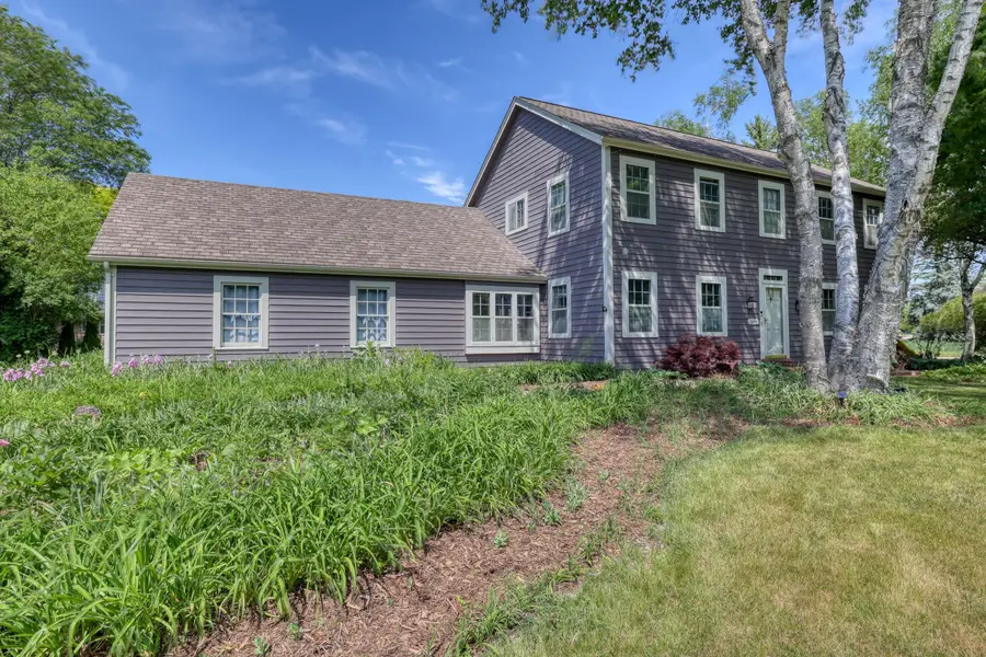 1895 Village Green Ct, Elm Grove, WI 53122 - #2