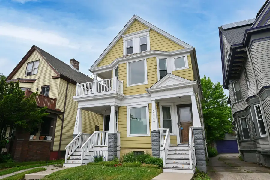 2547 S Howell Ave, Milwaukee, WI 53207 - #3