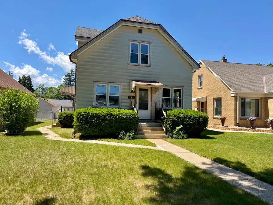 4541 N 65th St, Milwaukee, WI 53218 - #2