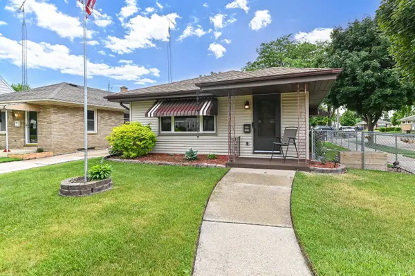2223 Hayes Ave, Racine, WI 53405
