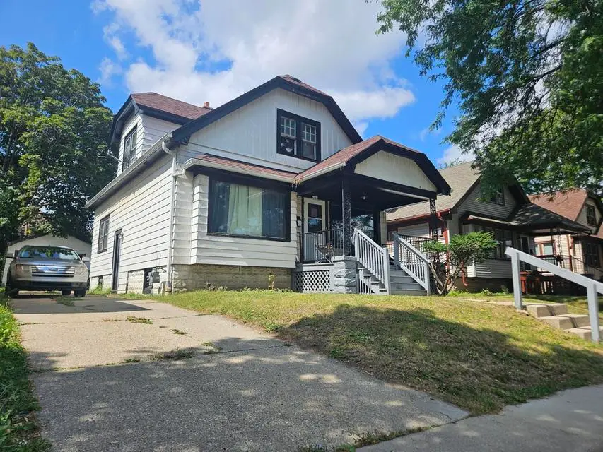 4143 N 10th St, Milwaukee, WI 53209 - #1