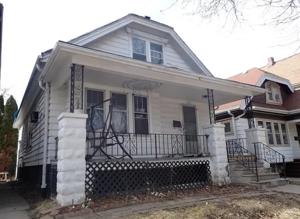 3223 N 40 St, Milwaukee, WI 53216
