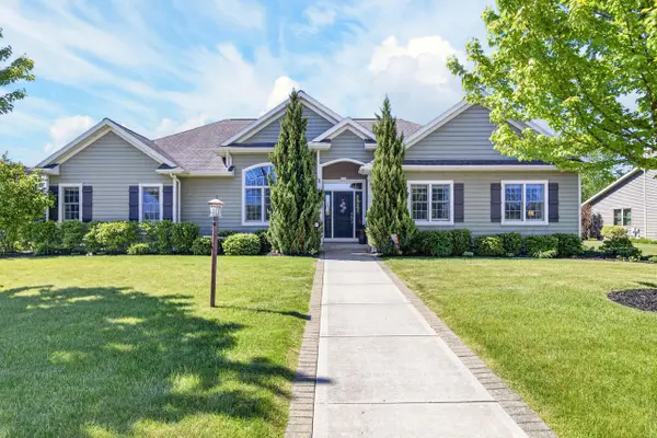 2707 Rolling Meadows Dr, Sheboygan, WI 53083