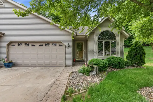 981 E Loos St, Hartford, WI 53027