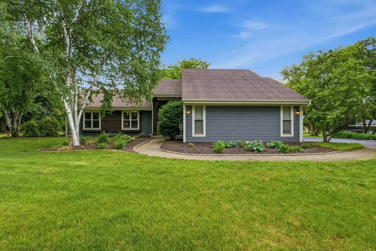 S90W31245 Wigwam Dr, Mukwonago, WI 53149 - #1