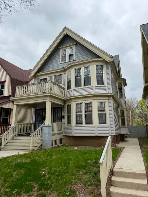 2106 N 42nd St, Milwaukee, WI 53208