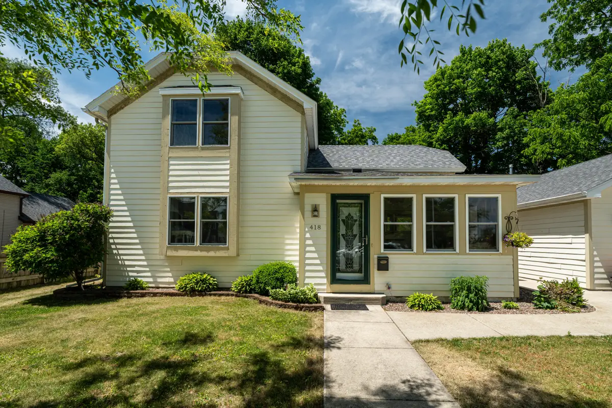 418 S Charles St, Oconomowoc, WI 53066 - #1
