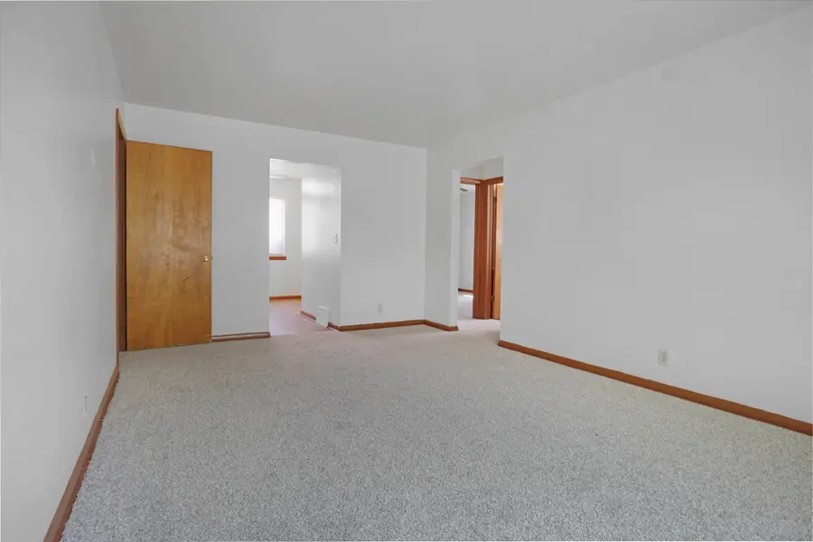 5730 N 91st St, Milwaukee, WI 53225 - #2