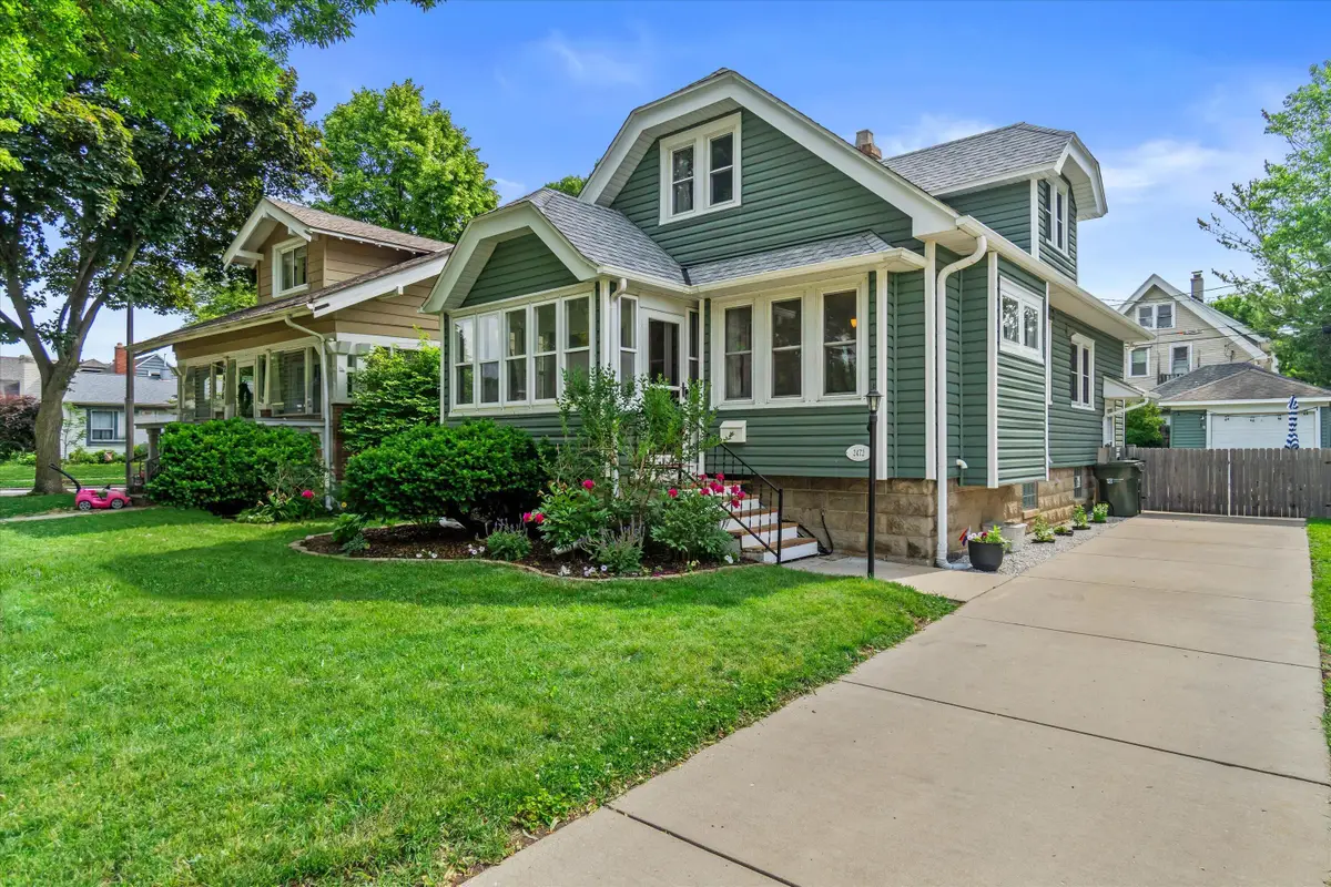 2472 N 71st St, Wauwatosa, WI 53213 - #1
