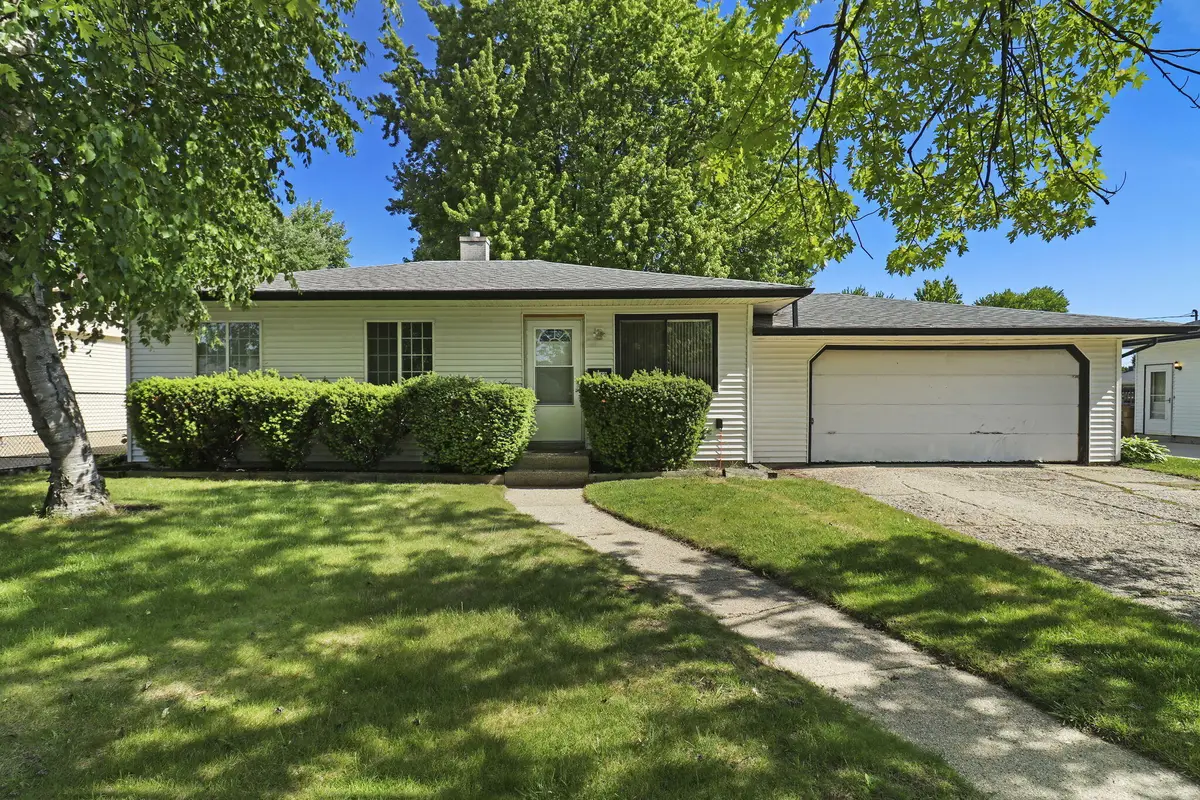 1712 87th St, Kenosha, WI 53143 - #1