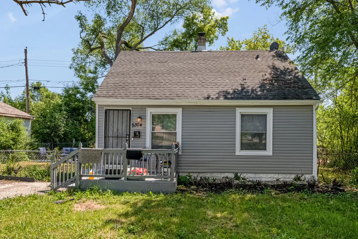 5304 N 64th St, Milwaukee, WI 53218 - #1