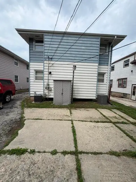 432 S 70th St, Milwaukee, WI 53214 - #3