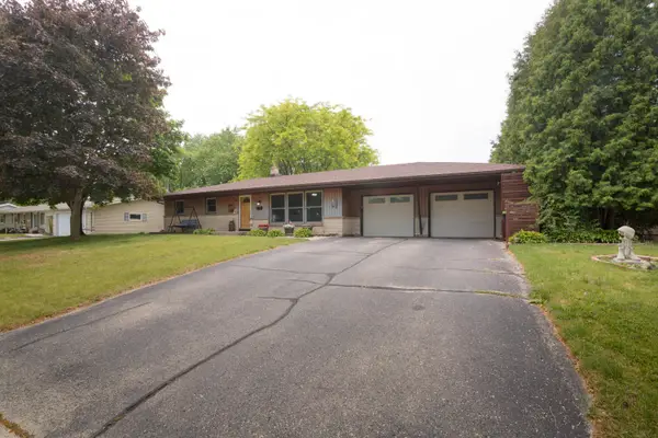 345 Wisconsin St, Mayville, WI 53050