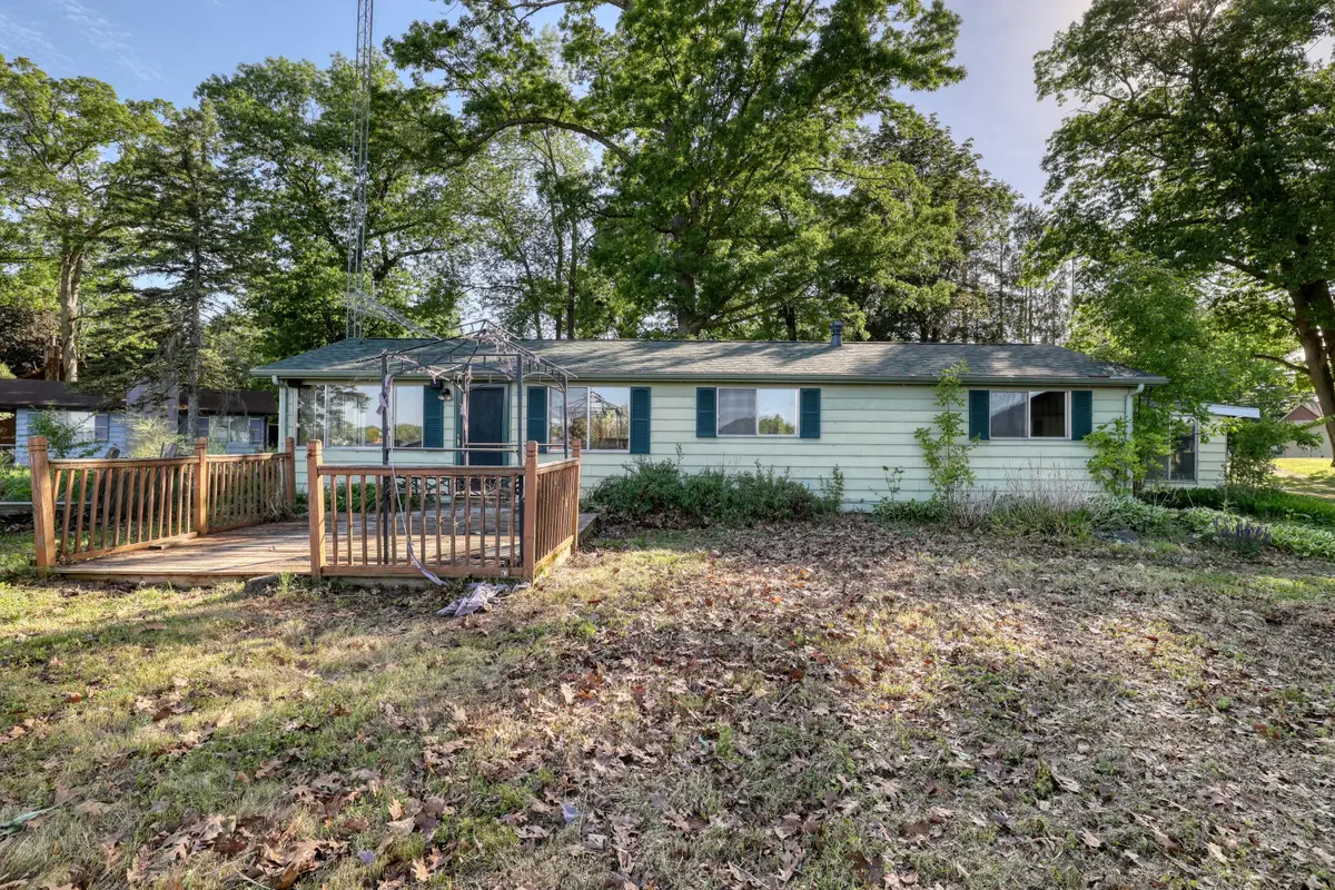 N5156 Butternut Ct, Hubbard, WI 53039 - #1
