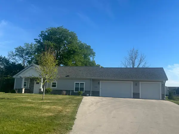 11980 W Edgerton Ave, Hales Corners, WI 53130