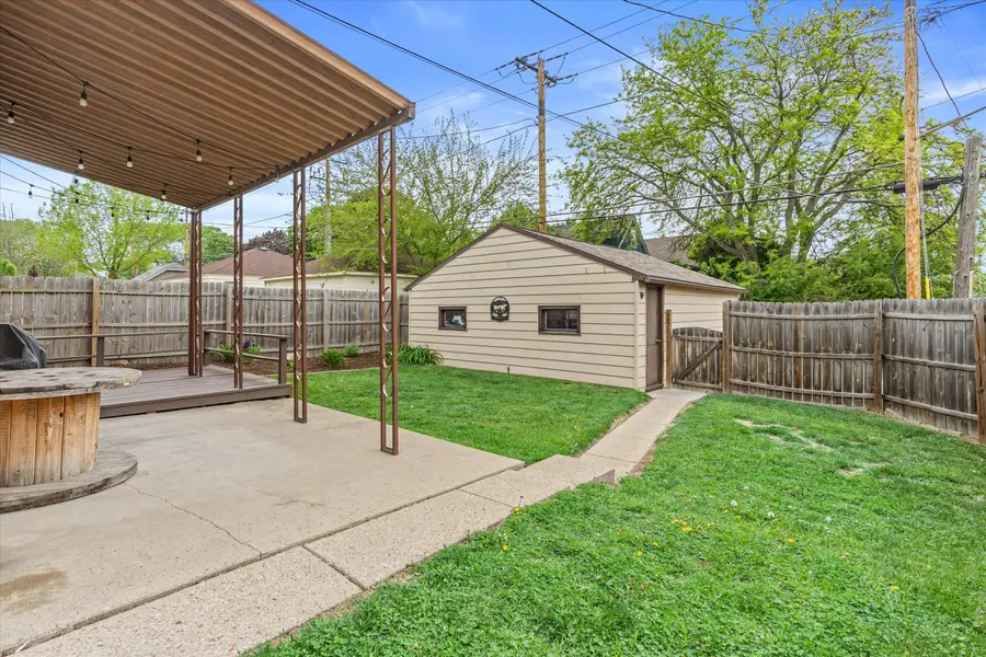 4722 W Oklahoma Ave, Milwaukee, WI 53219 - #3
