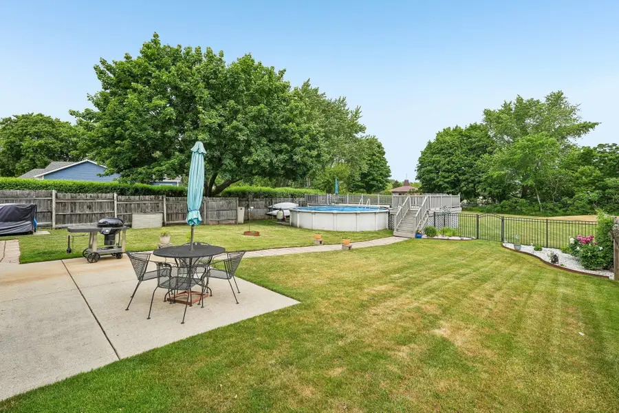 W276S9060 Hidden Lakes Dr, Vernon, WI 53149 - #3