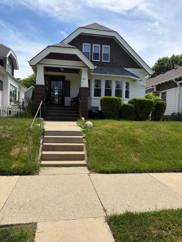 3822 N 25th St, Milwaukee, WI 53206
