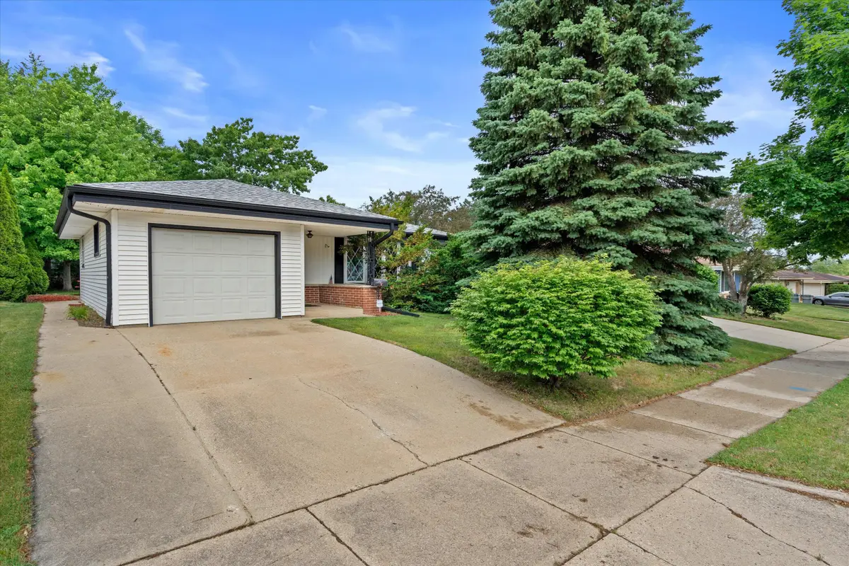 5661 S 24th St, Milwaukee, WI 53221 - #1