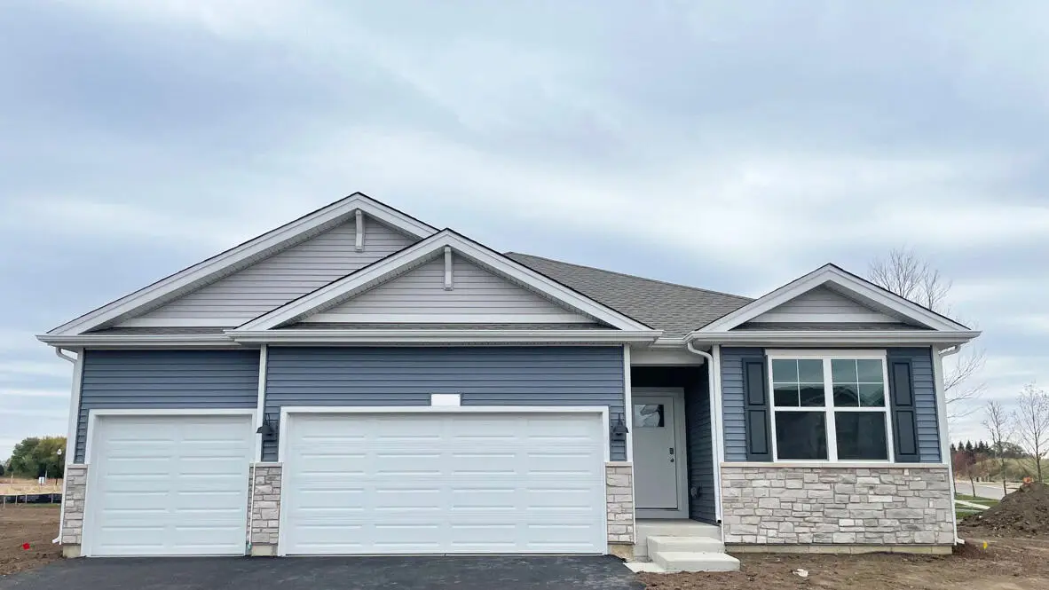 5746 Hunter Dr, Mount Pleasant, WI 53406 - #1