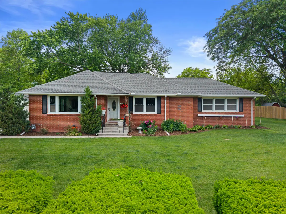 3820 Meachem Rd, Mount Pleasant, WI 53403 - #1