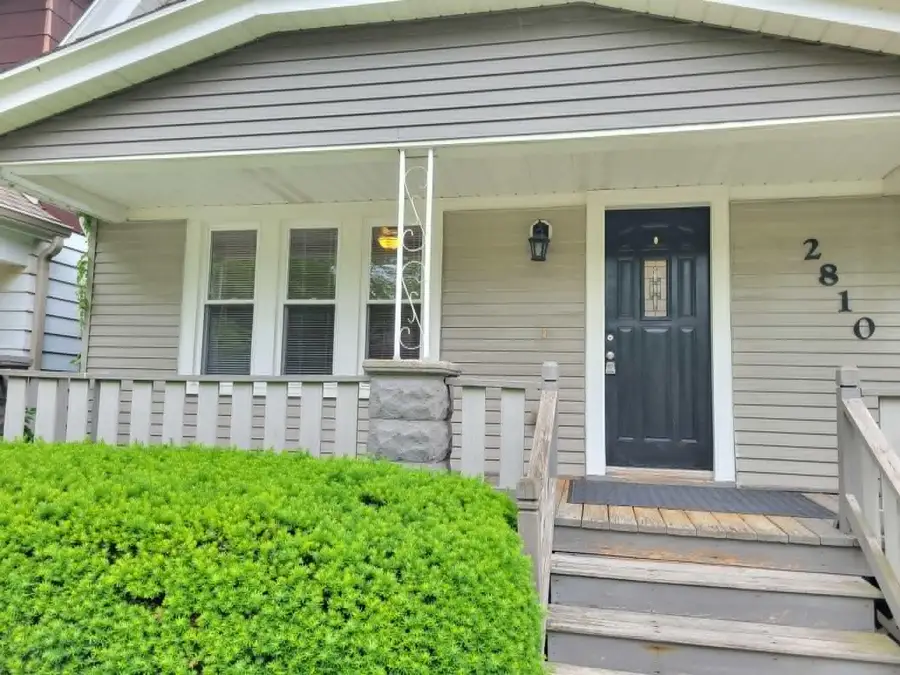 2810 S Lenox St, Milwaukee, WI 53207 - #3