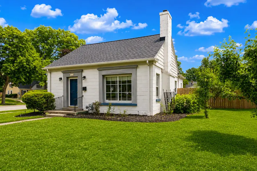 2702 S 46th St, Milwaukee, WI 53219 - #2