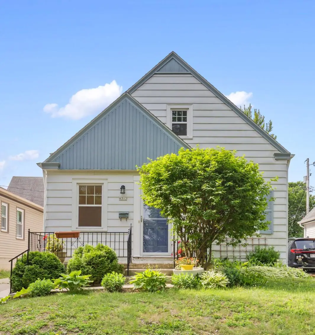 8313 Stickney Ave, Wauwatosa, WI 53213 - #1