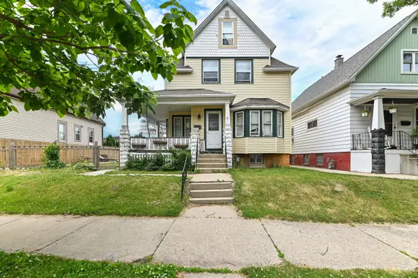 2437 S 29th St, Milwaukee, WI 53215