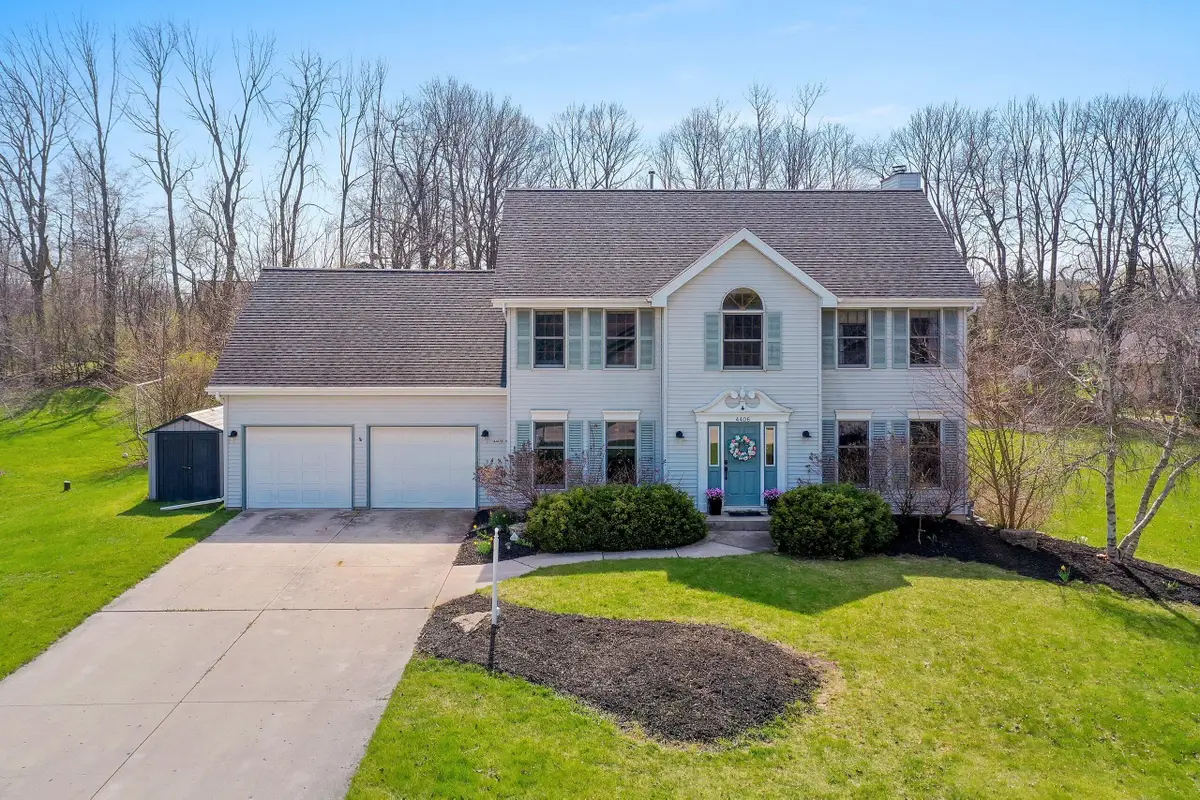 4406 Hunters Glen Dr, Sheboygan, WI 53083 - #1