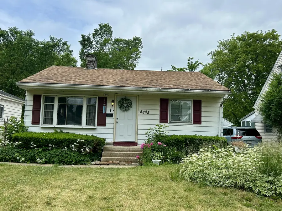 5845 N 35th St, Milwaukee, WI 53209 - #2