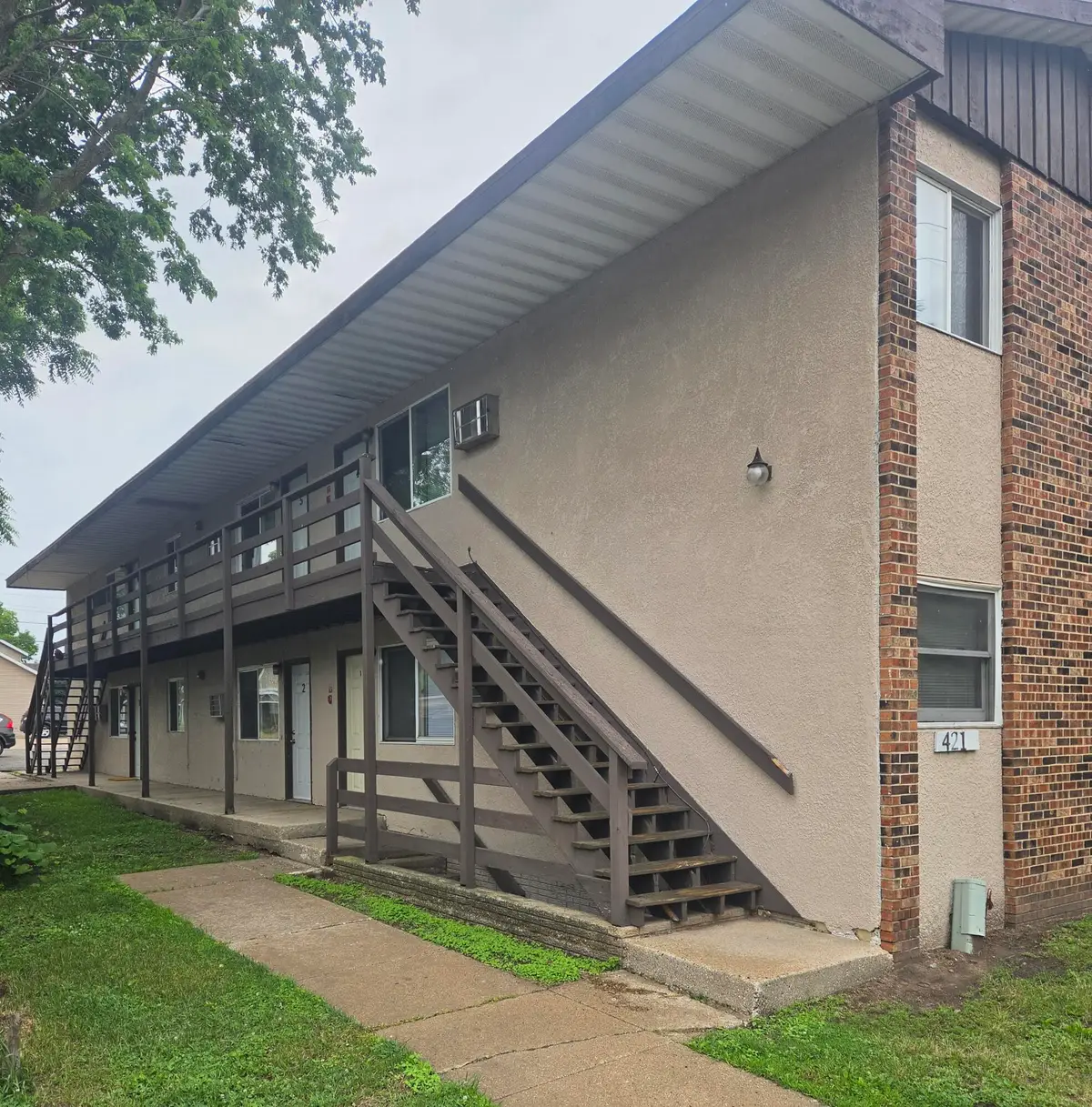 421 10th St N, La Crosse, WI 54601 - #1