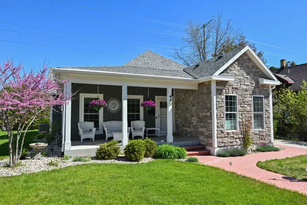 440 W Chestnut St, Port Washington, WI 53074
