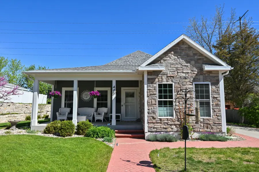 440 W Chestnut St, Port Washington, WI 53074 - #2