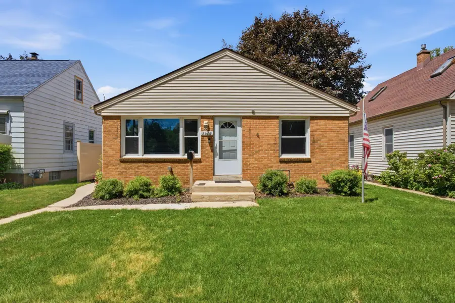 3379 S Burrell St, Milwaukee, WI 53207 - #2