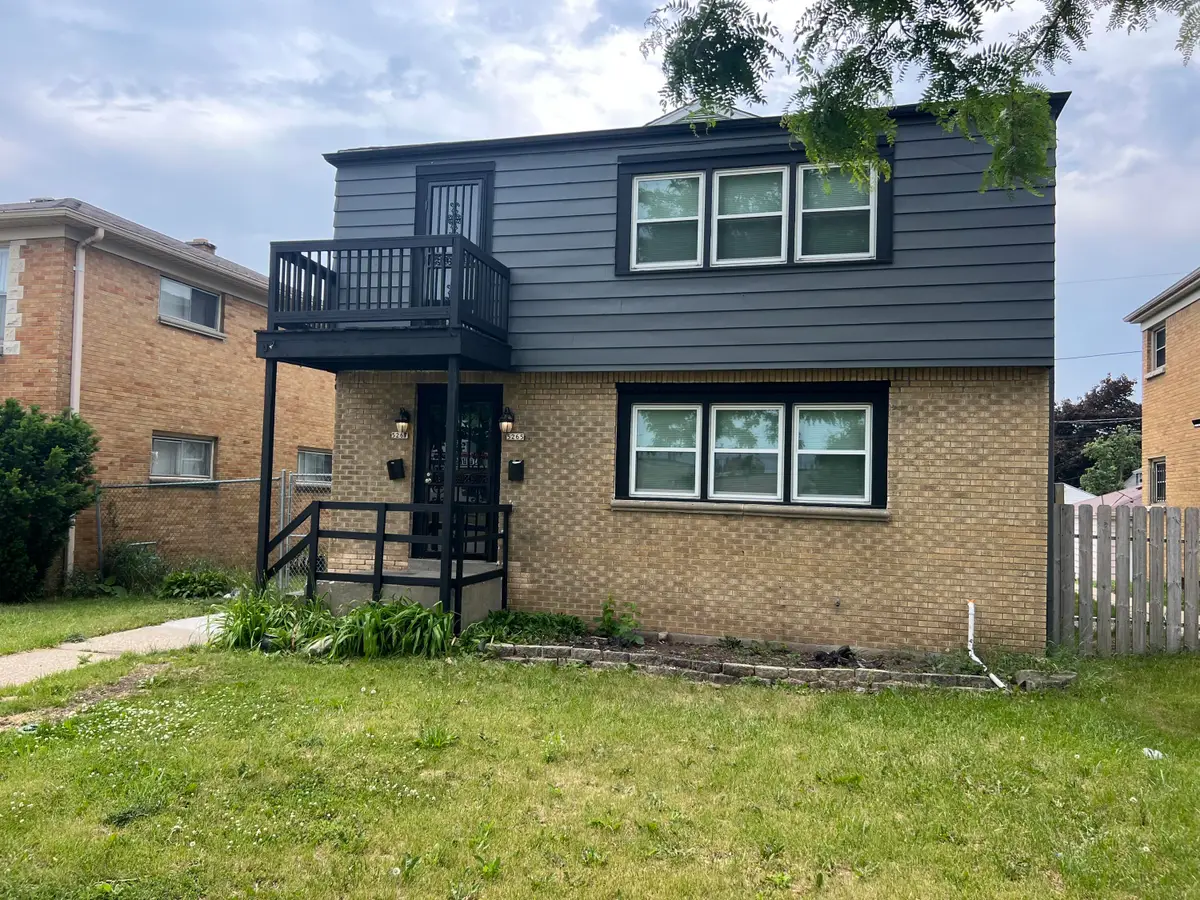 5265 N Sherman Blvd, Milwaukee, WI 53209 - #1