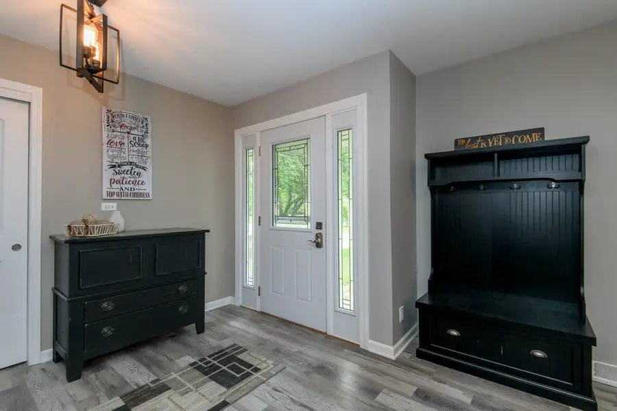 N110W15845 Catskill Ln, Germantown, WI 53022 - #3