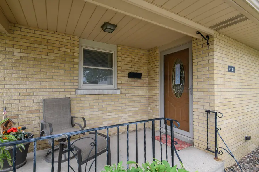 1521 25th St, Kenosha, WI 53140 - #3