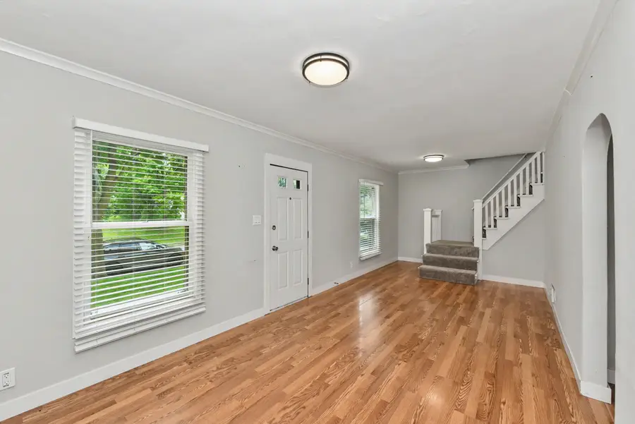 10918 W Wells St, Wauwatosa, WI 53226 - #3