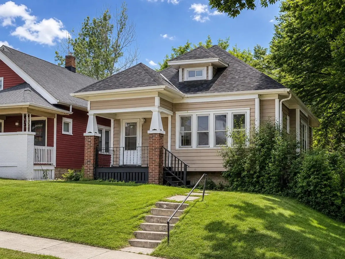 525 N 45th St, Milwaukee, WI 53208 - #1