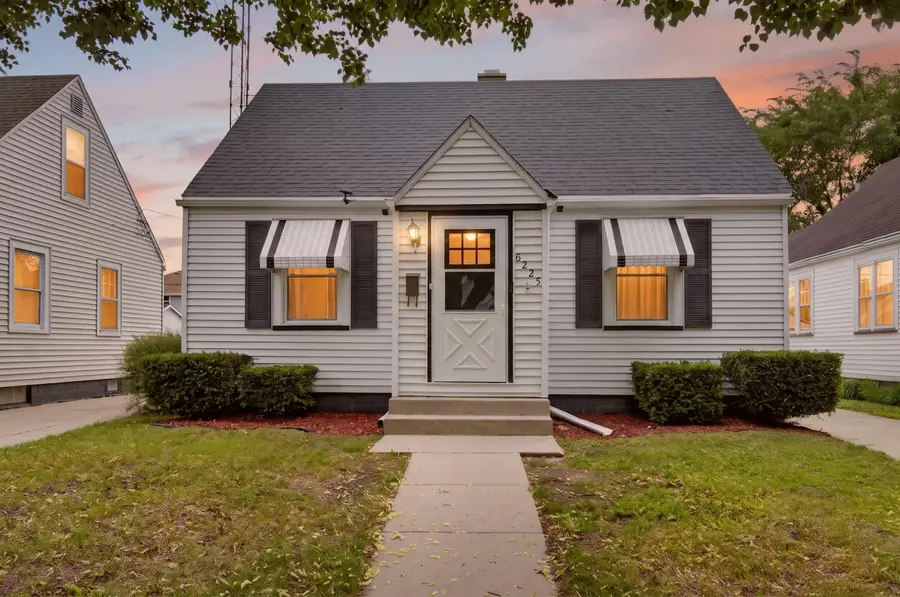 6225 34th Ave, Kenosha, WI 53142 - #2