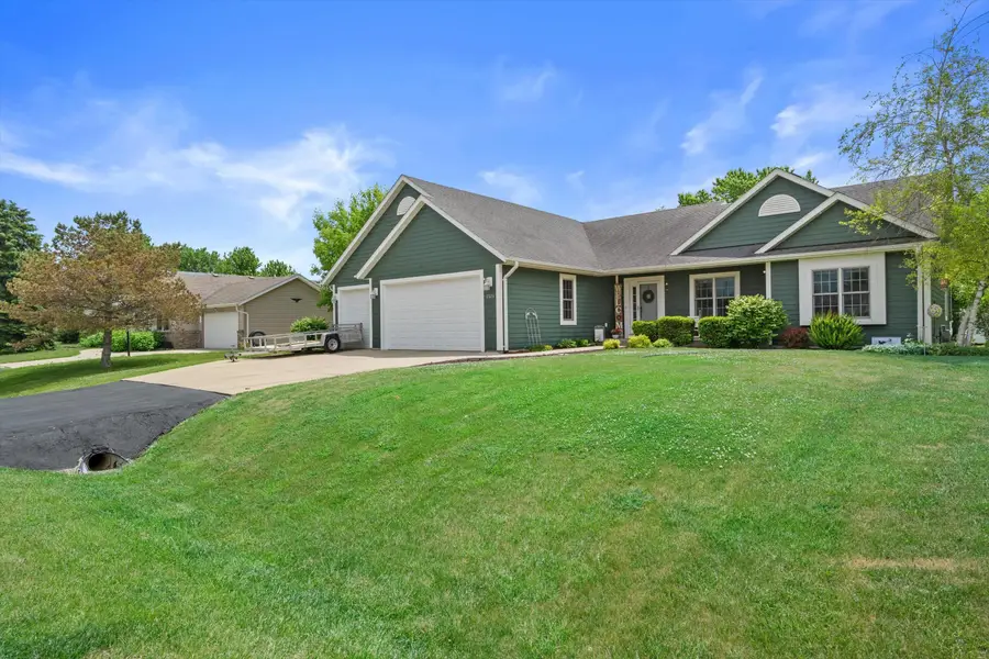 2525 Antoinette Trl, Caledonia, WI 53402 - #3
