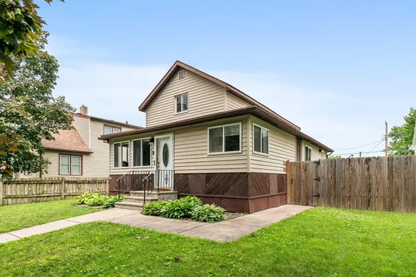 608 2nd St S, La Crescent, MN 55947
