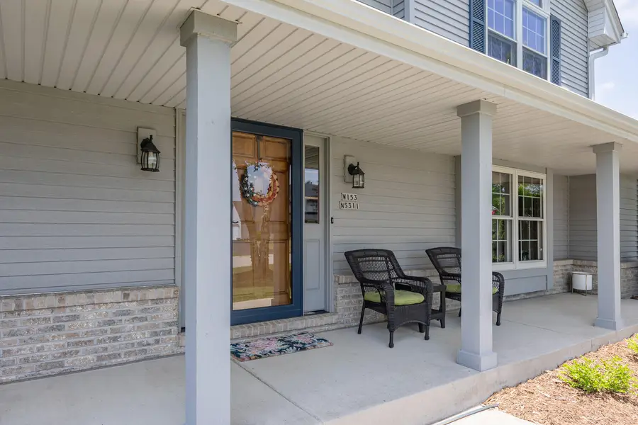 W153N5311 Plaza Dr, Menomonee Falls, WI 53051 - #3
