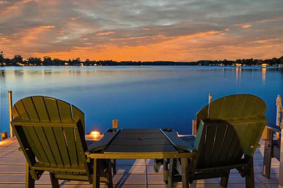 19 Hickory Dr, Random Lake, WI 53075 - #3